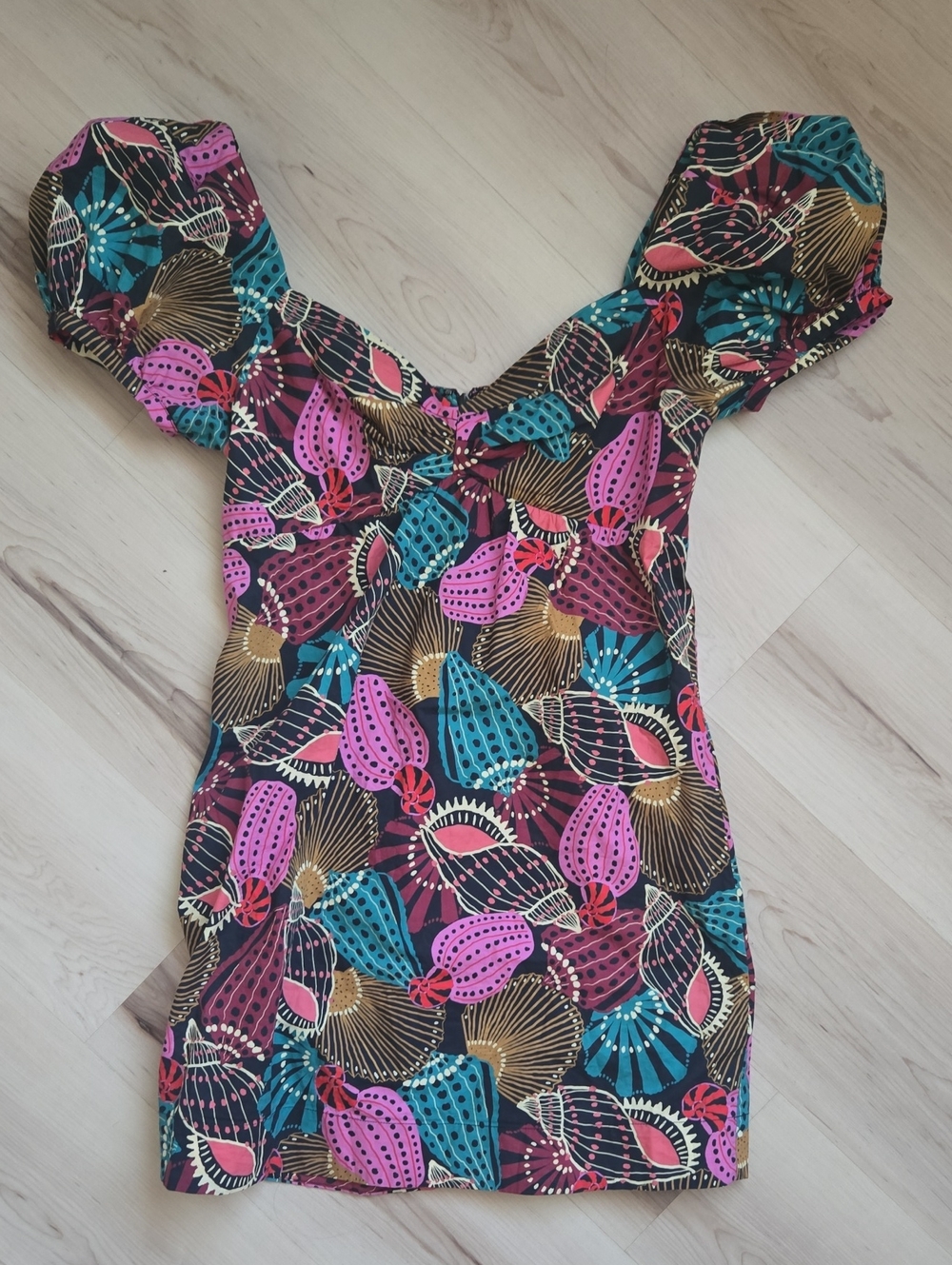 FARM Rio Sea Shell Puff Sleeve Mini Dress, Size Medium